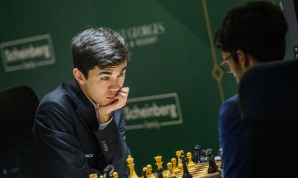 Javokhir Sindarov and R Praggnanandhaa Javokhir Sindarov and R Praggnanandhaa