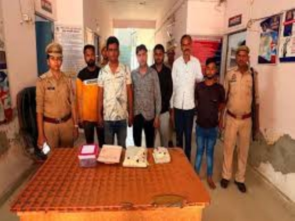 UP Police busts illegal IPL betting racket