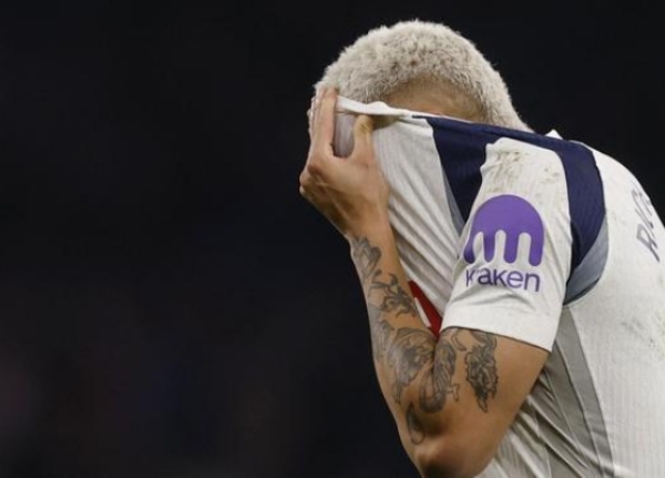 Premier League Shock: West Ham Rout Wolves, Spurs Plunge into Relegation Zone as De Zerbi Pleads for Fightback