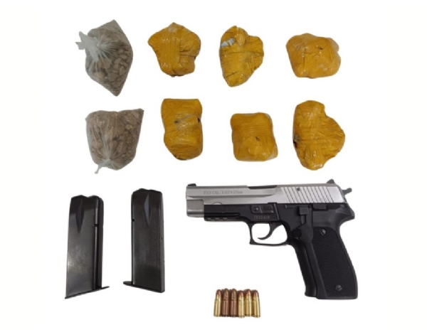 Police recovered 6.5 kg heroin, one .30 caliber pistol along with six live cartridges, and ₹1 lakh drug money.