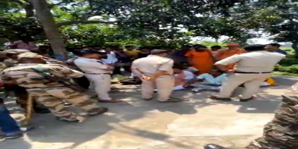 Religious campaign sparks tension in Tarakeswar, BJP candidate sits on protest