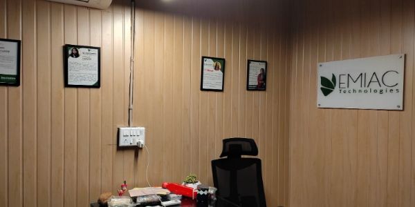 Emiac Technologies Ignites Bourse Debut: Stellar Premium Listing Delights IPO Aces