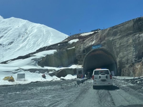 Zojila Tunnel Nears Breakthrough, People From Baltal And Minamarg Sides Will Shake Hands Zojila Tunnel Nears Breakthrough, People From Baltal And Minamarg Sides Will Shake Hands