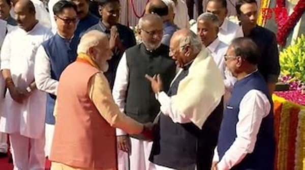 Prime Minister Narendra Modi with Congress president Mallikarjun Kharge at the Parliament premises