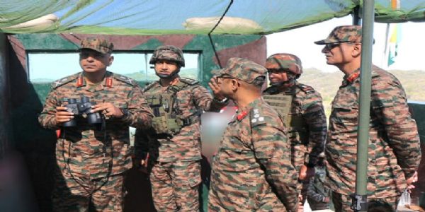 Top Army Officer Reviews Anti-Infiltration Grid Along LoC In Jammu
