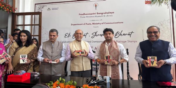 Jyotiraditya Scindia Inaugurates “Ek Bharat, Shreshtha Bharat” Philatelic Exhibition at PMML on 4th Foundation Day