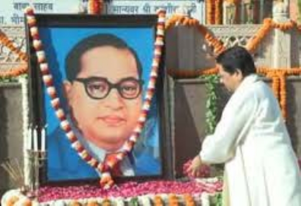 Mayawati pays floral tributes to Baba Saheb