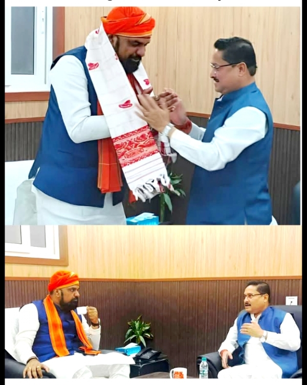 सम्राट चौधरी के बिहार भाजपा विधायक दल के नेता चुने जाने पर दिलीप सैकिया शुभकामनाएं देते हुए।