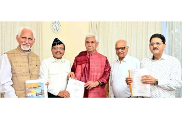 Delegations call on LG Delegations call on LG