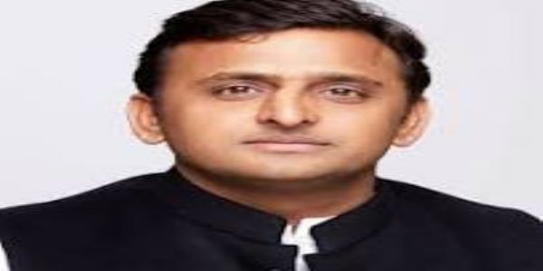 Akhilesh Yadav supports women