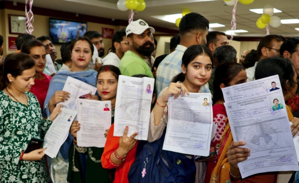 Amarnath Yatra Registration Begins In Jammu; Pilgrims Flock In Large Numbers