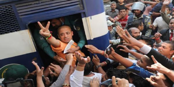 Hindu Saint Chinmoy Krishna Das Secures Bail in Fresh Bangladesh Case