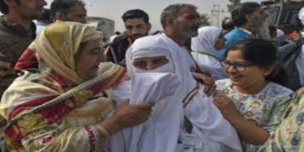 First Batch Of 431 Haj Pilgrims Leaves From Jammu And Kashmir