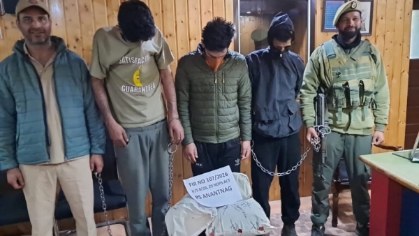 Massive Crackdown In Anantnag: 6 Drug Peddlers Arrested, Over 3.7 Kg Narcotics & Cash Seized