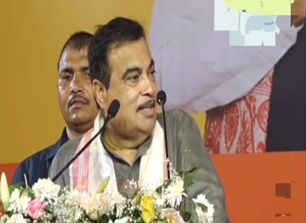 Union Minister Nitin Gadkari addressing in election meeting in Guwahati on Thursday.