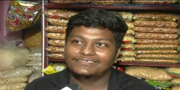 PM Modi’s Surprise Jhalmuri Stop in Jhargram Leaves Shopkeeper Elated