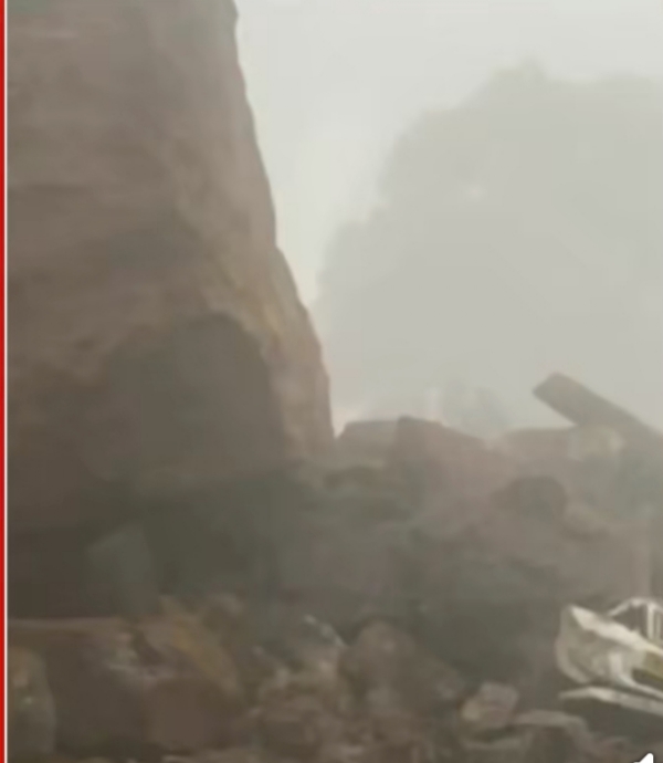 Image of the Landslide Wrecks Vehicle on Shillong–Dawki Highway.