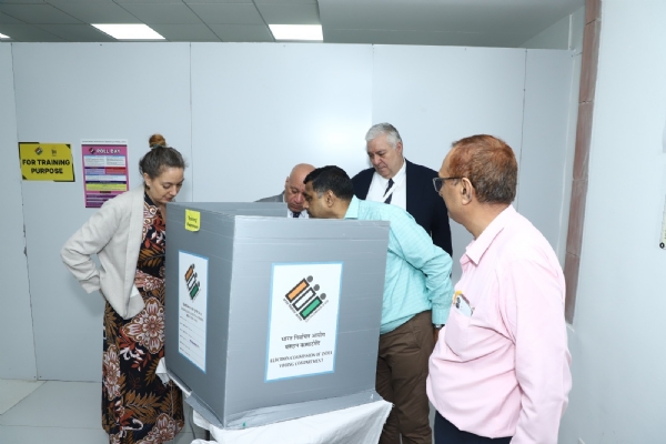 International Observers to Scrutinize Tamil Nadu, West Bengal Assembly Poll Preparations