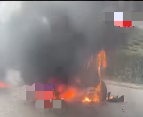 Image of the Violent Protest Erupts in Digboi After Man’s Death, where Vehicles Torched