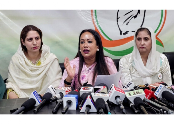 Cong demands 33% reservation for women from 543 LS seats
