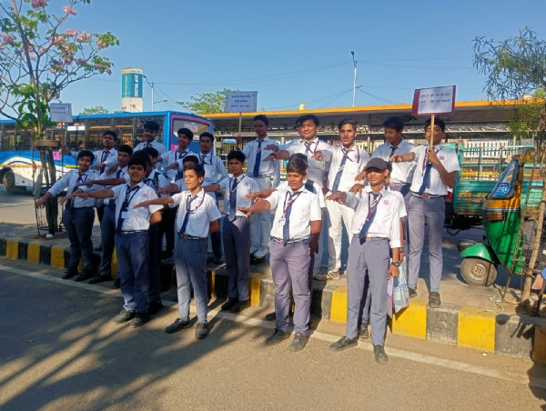 1.5 lakh students from 1900 schools participated in Swap campaign for suffrage awareness in Ahmedabad