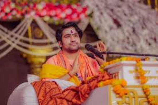 Shri Bageshwar Dham Sarkar, Pandit Dhirendra Krishna Shastri Maharaj addressed the devotees