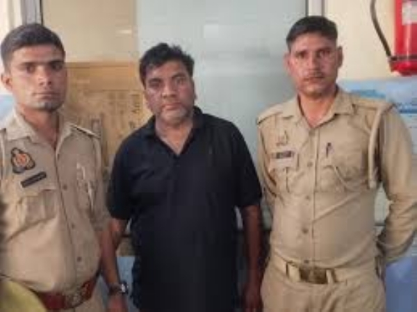 Pakistani national living illegally arrested