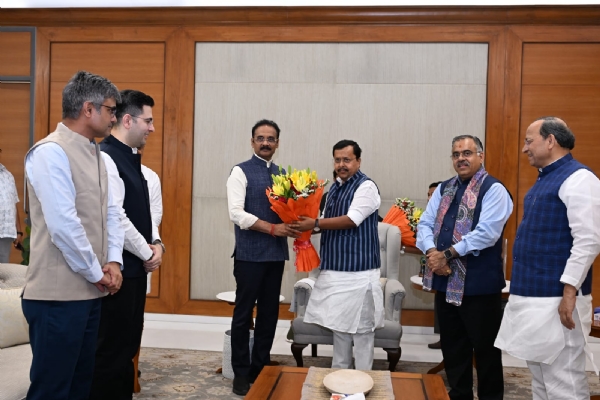 Nitin Nabin Welcomes Raghav Chadha and Two Other AAP MPs into BJP