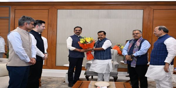 Nitin Nabin Welcomes Raghav Chadha and Two Other AAP MPs into BJP