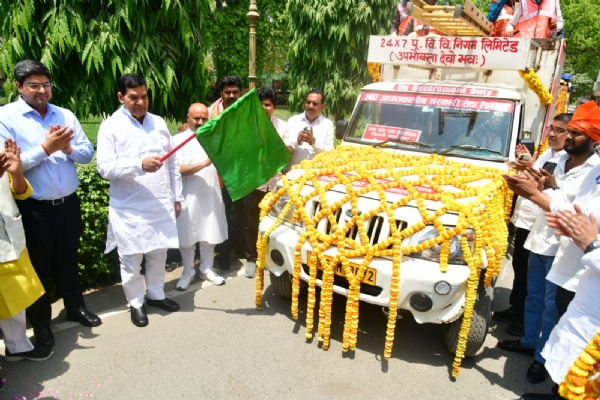 Minister AK Sharma flags off 2 state-of-the-art 24x7 vans