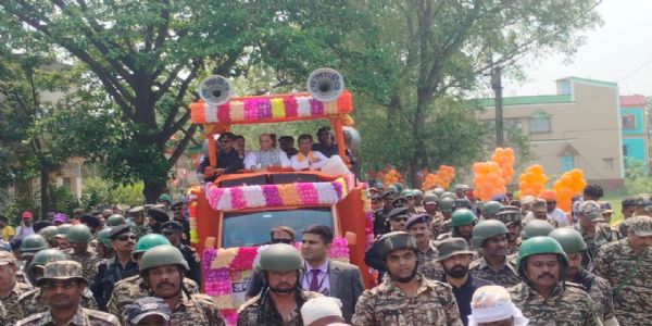 Rajnath Singh leads BJP Roadshow in Goghat, predicts victory in Bengal