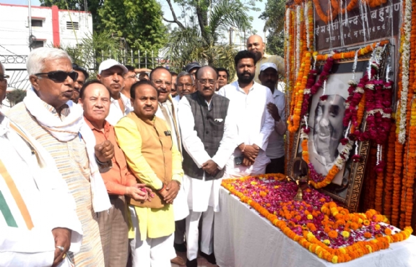 Shekhar Bahuguna threw light on the contributions of Hemvati Nandan Bahuguna