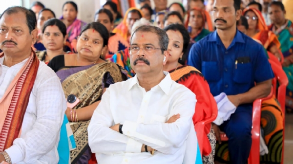 Union Minister Pradhan  Listens to PM’s ‘Mann Ki Baat’ in Native Village Nalam