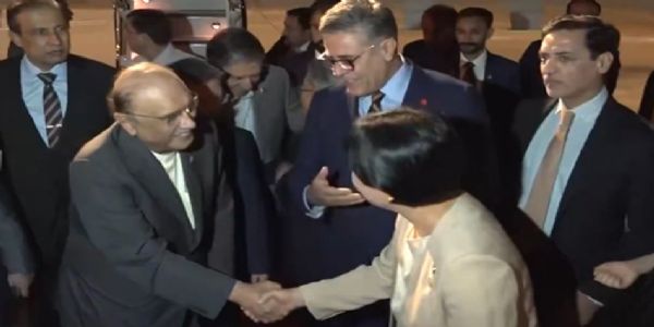 President Zardari Arrives in China to Strengthen Bilateral Economic Ties