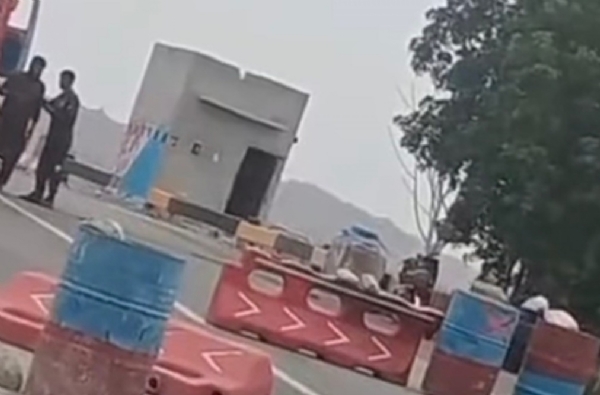 BLF Attack on Military Convoy Leaves Two Pakistani Officers Dead in Balochistan