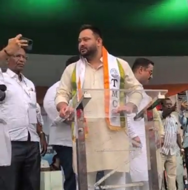 Tejasvi Yadav in Champdani