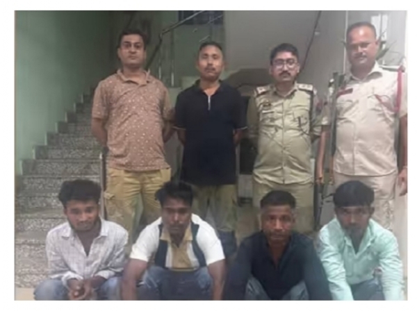 Image of the Four Arrested for Impersonating Circle Office Staff.