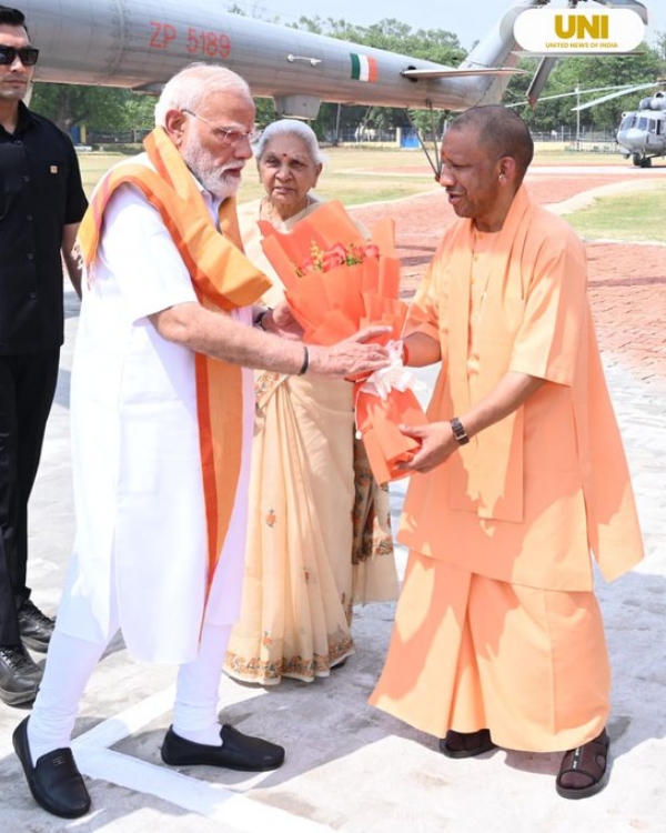PM Narendra Modi arrived in Varanasi