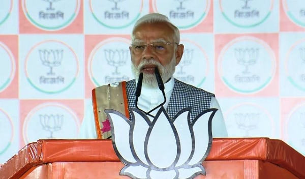 Prime Minister Narendra Modi is addressing a Vijay Sankalp public meeting in Barrackpore, West Bengal, on Monday.
