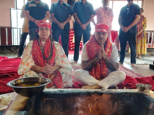 Tarun Chugh Seeks Blessings At Mata Vaishno Devi For Peace In Region