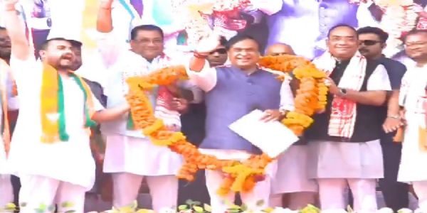 CM Sarma Holds Meeting at State BJP Headquarters on Dispur Constituency