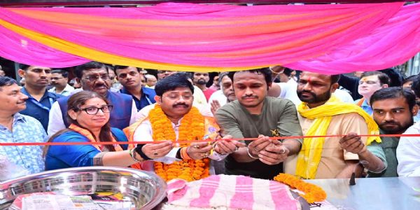 Minister Nandi inaugurated Smart Thela, symbol of self-reliance, and development works