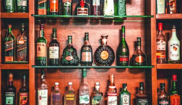 Govt sets 20-day deadline for new excise licenses