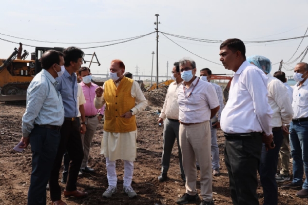 Delhi Mayor Pravesh Wahi