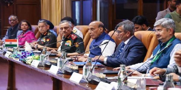 Rajnath Singh Discusses West Asia Situation with Italian Defence Minister