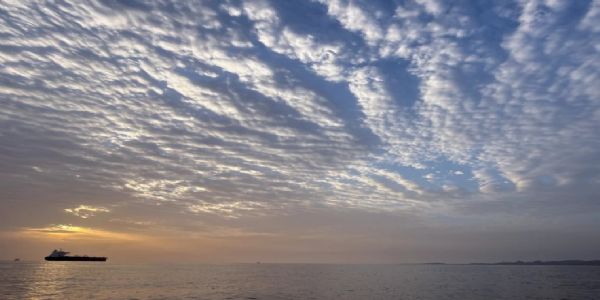 (Lead)Iran Refuses to Yield, US to Deploy Hypersonic 