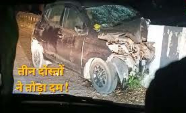Car collided with bridge 3 killed