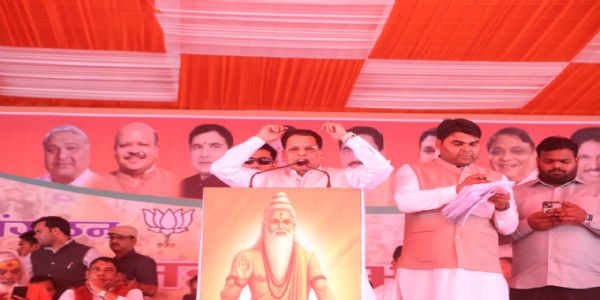 Grand Maha Kumbh organised in Ghaziabad for birth anniversary of Maharishi Kashyap, with thousands of people participating