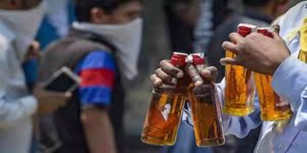 Liquor death: 3 arrested for hatching conspiracy to kill in UP