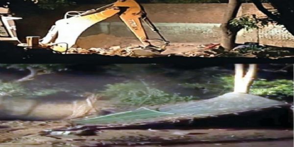 Illegal majar on Delhi Highway Barrage Road razed